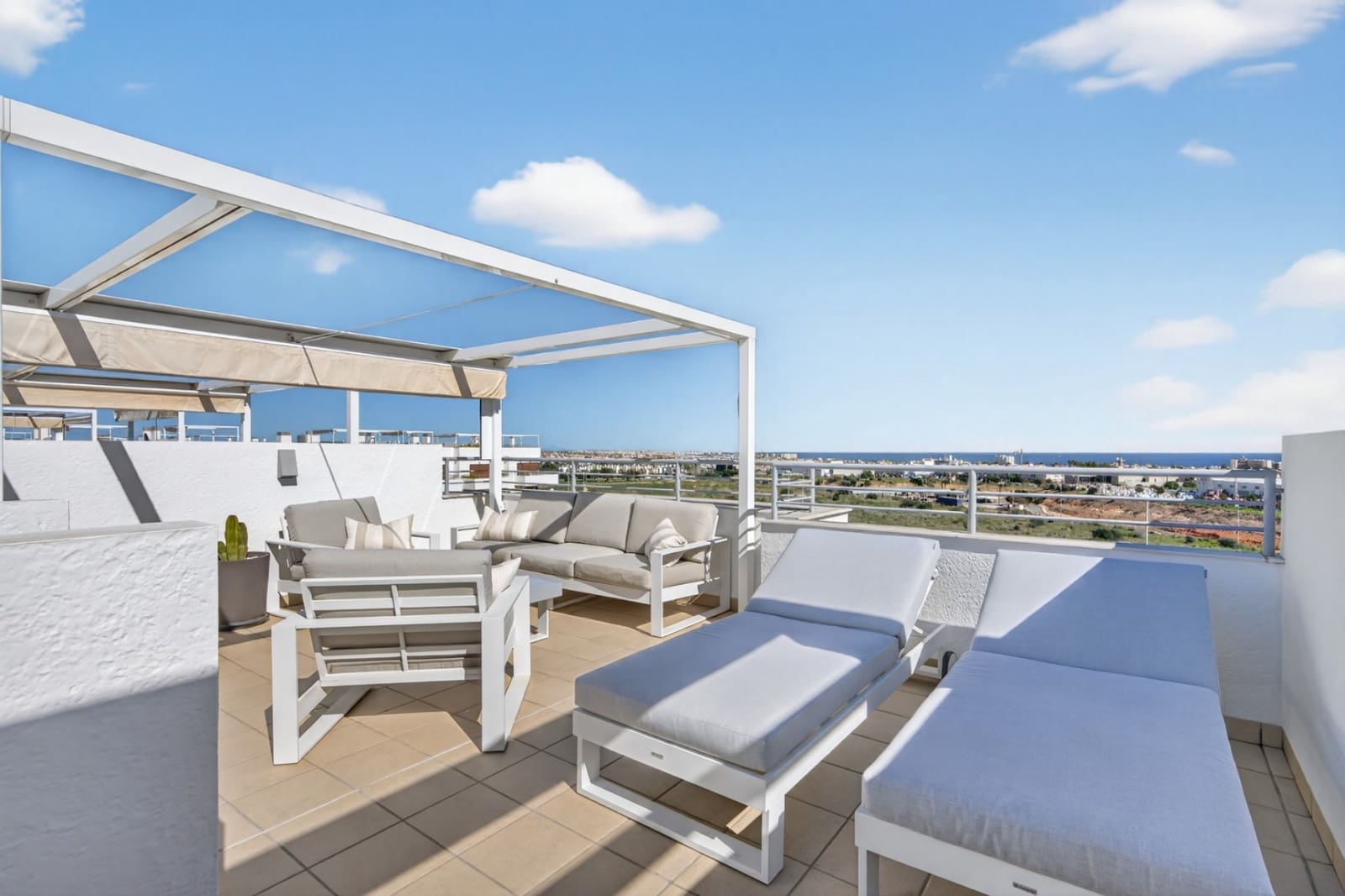 2 sypialnia Penthouse na sprzedaż w Dehesa de Campoamor z basenem garażem - 289 000 € (Ref: 9854217)
