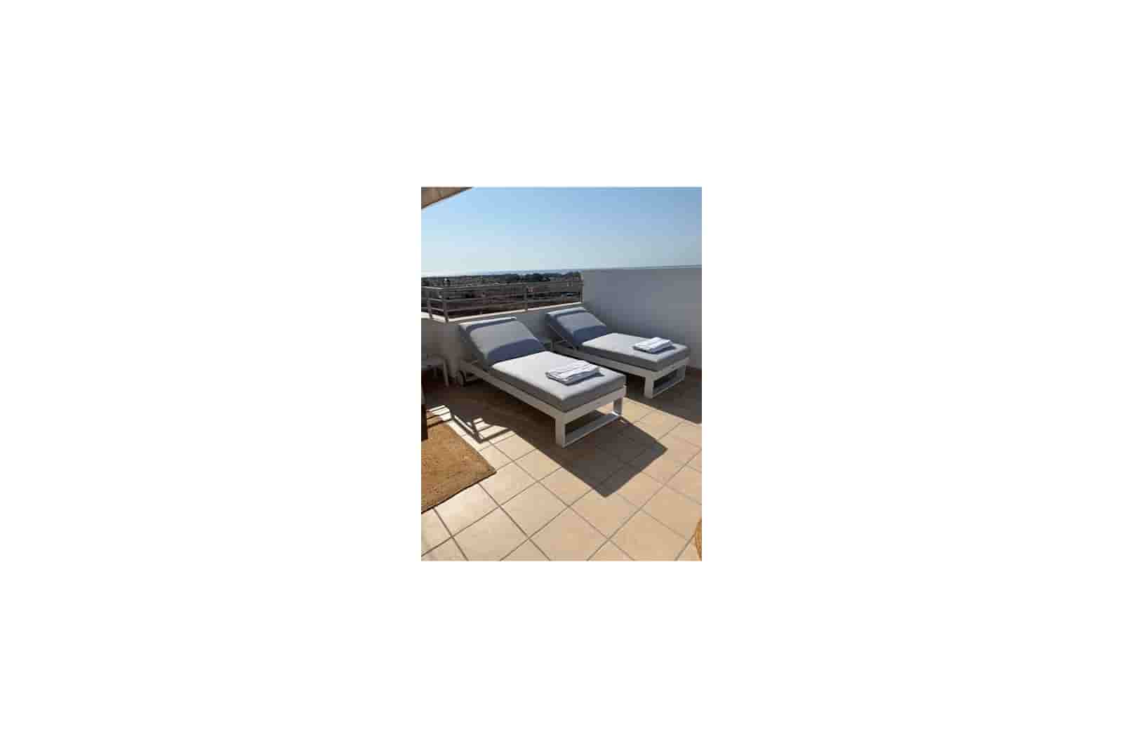 2 sypialnia Penthouse na sprzedaż w Dehesa de Campoamor z basenem garażem - 289 000 € (Ref: 9854217)