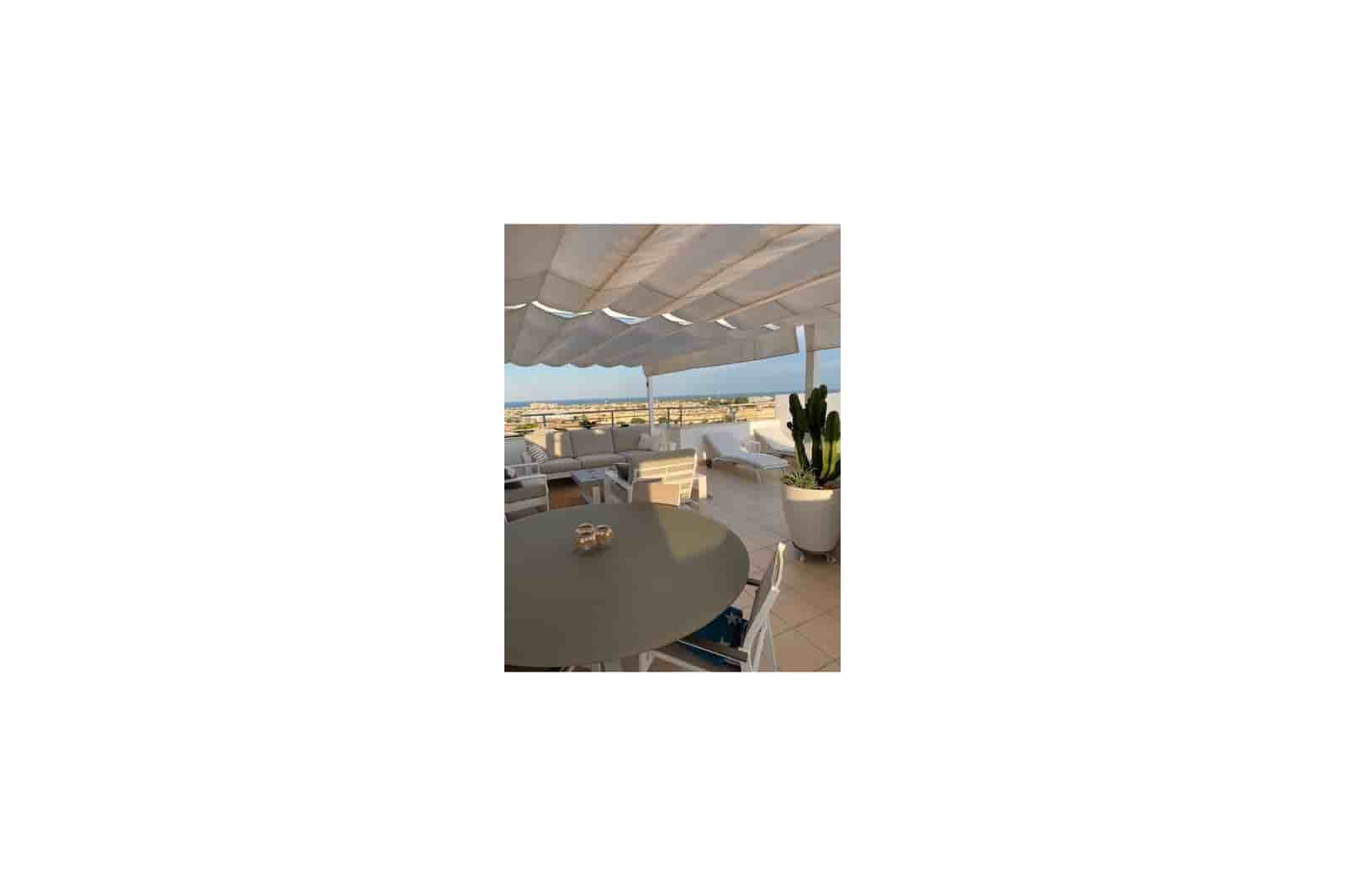 2 sypialnia Penthouse na sprzedaż w Dehesa de Campoamor z basenem garażem - 289 000 € (Ref: 9854217)