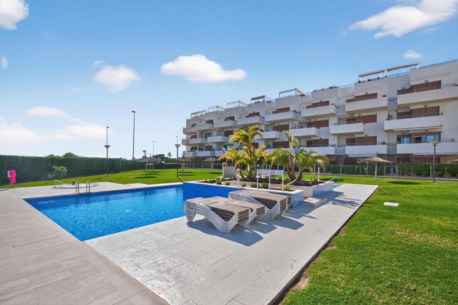 2 sypialnia Penthouse na sprzedaż w Dehesa de Campoamor z basenem garażem - 289 000 € (Ref: 9854217)