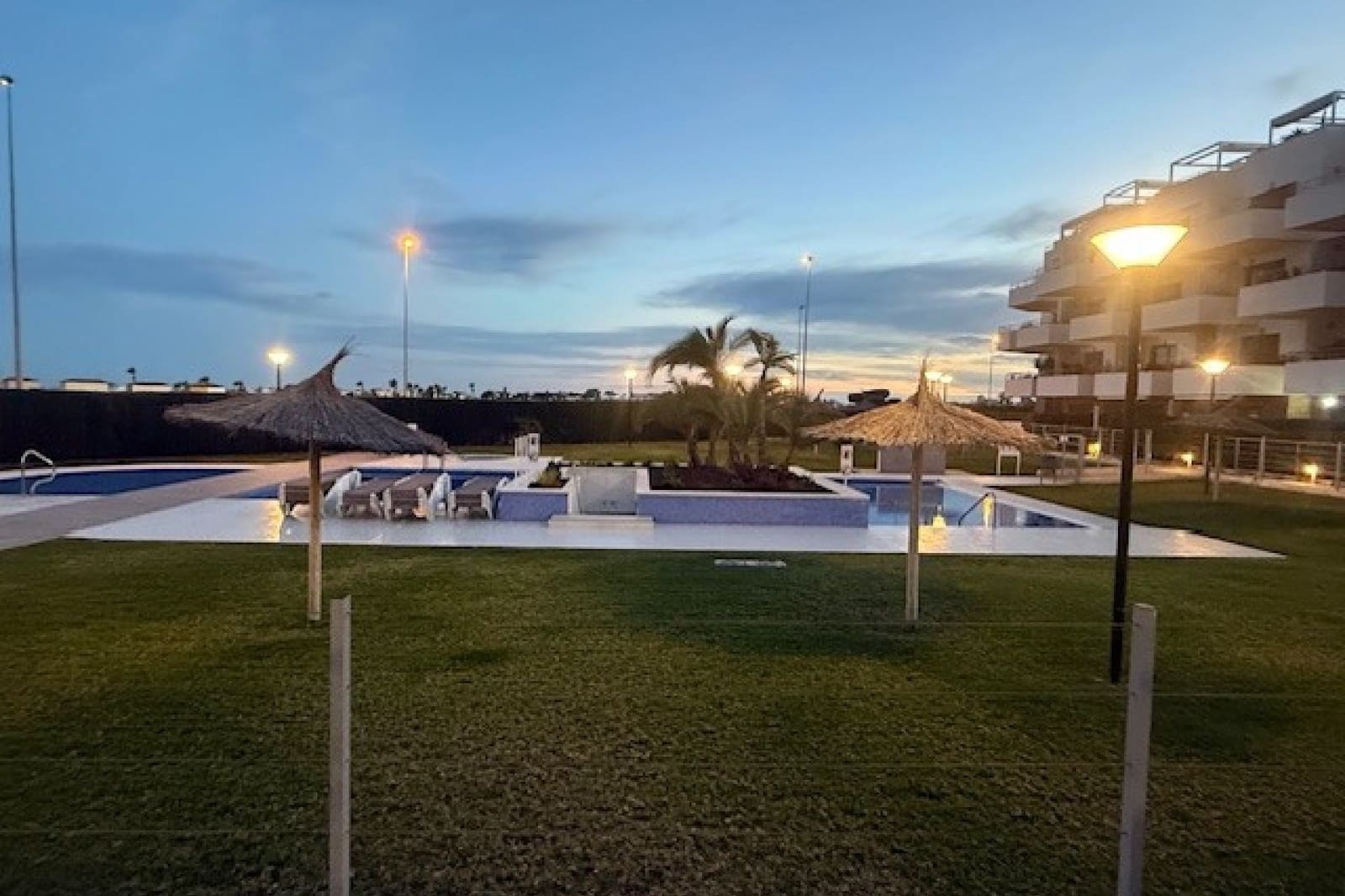 2 sypialnia Penthouse na sprzedaż w Dehesa de Campoamor z basenem garażem - 289 000 € (Ref: 9854217)