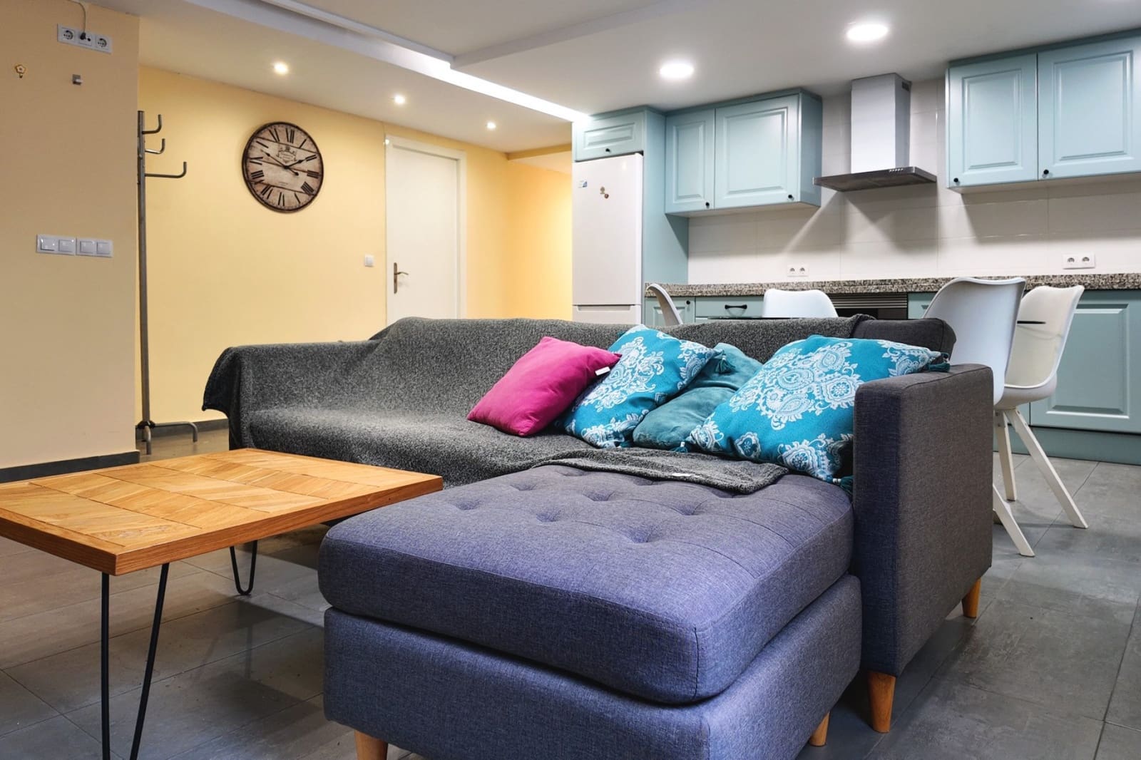 3 bedroom Flat for sale in Alicante / Alacant city - € 378,000 (Ref: 9854218)