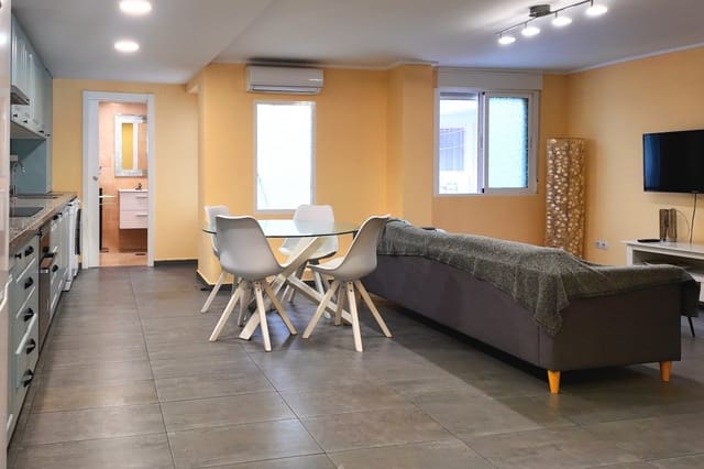3 soveværelse Lejlighed til salg i Barrio del Centro, Alicante by - € 378.000 (Ref: 9854218)