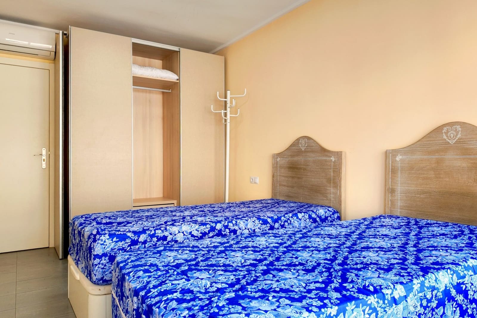 3 bedroom Flat for sale in Alicante / Alacant city - € 378,000 (Ref: 9854218)
