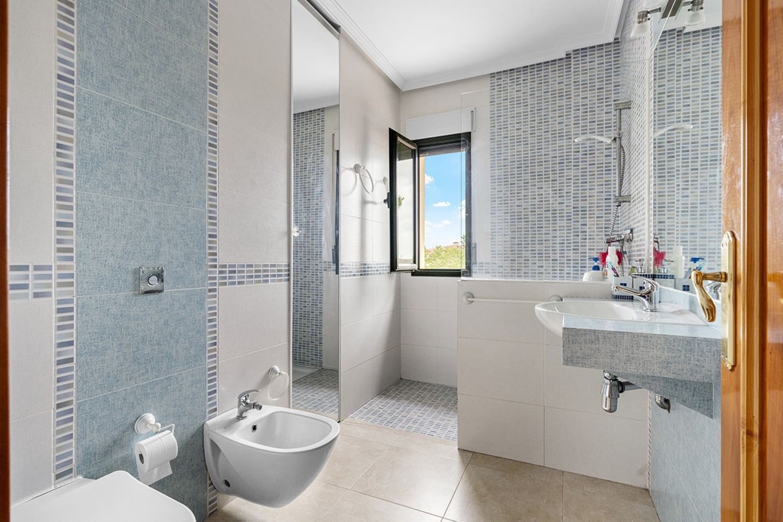 Chalet de 5 habitaciones en Rebolledo en venta con piscina garaje - 790.000 € (Ref: 9854219)
