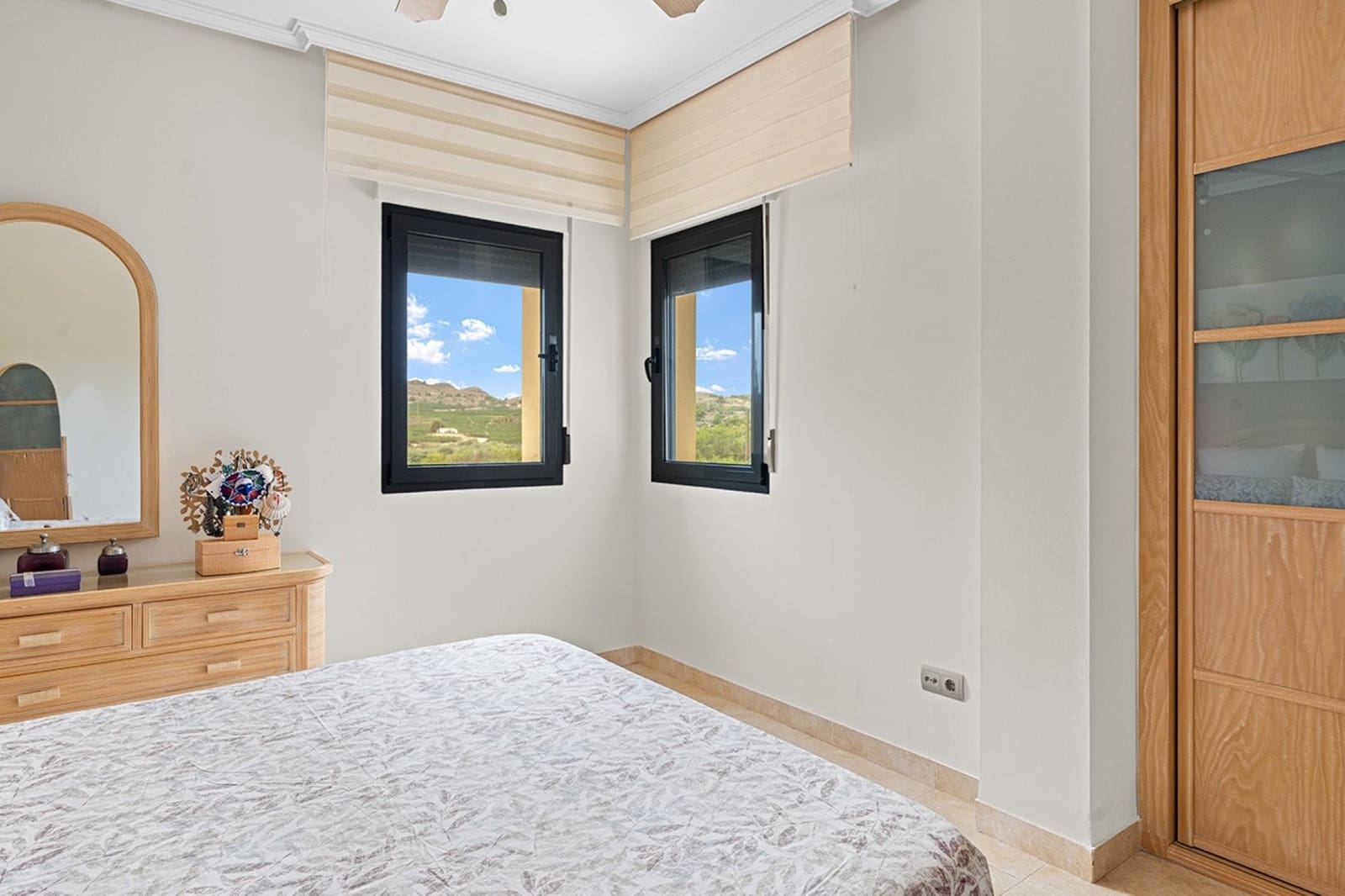 Chalet de 5 habitaciones en Rebolledo en venta con piscina garaje - 790.000 € (Ref: 9854219)