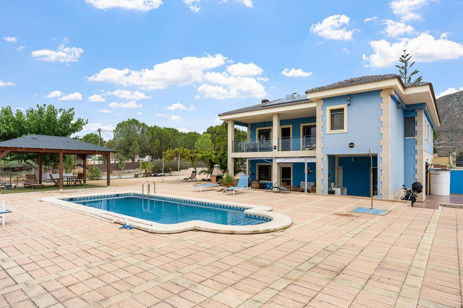 Chalet de 5 habitaciones en Rebolledo en venta con piscina garaje - 790.000 € (Ref: 9854219)
