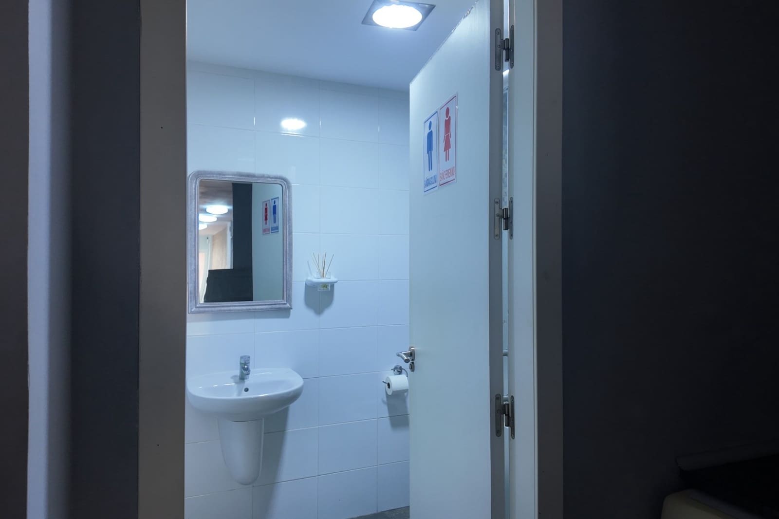 3 soveværelse Erhverv til salg i Alicante by - € 239.000 (Ref: 9854228)