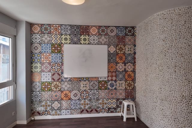 3 slaapkamer Commercieel te koop in Mercado, Alicante stad - € 239.000 (Ref: 9854228)