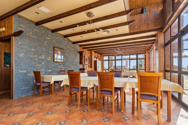 1 makuuhuone Kaupallinen myytävänä paikassa Los Dolses, Orihuela - 269 000 € (Ref: 9854233)