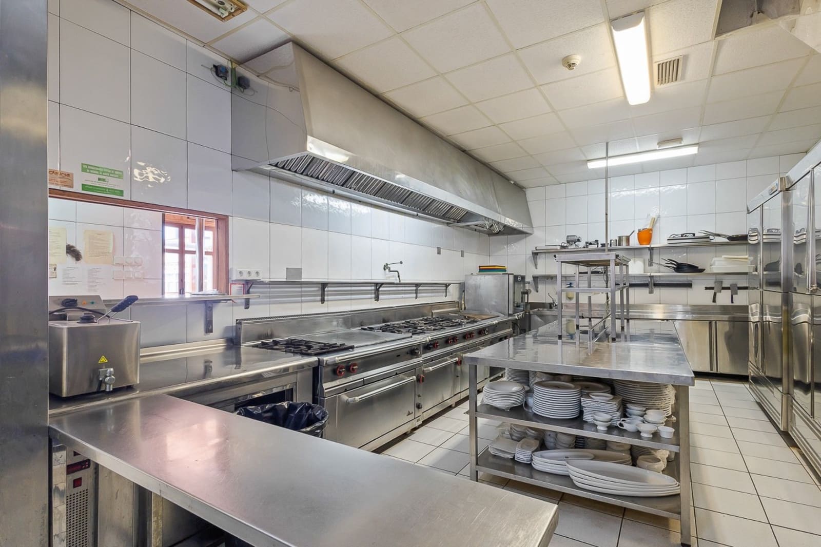 1 makuuhuone Kaupallinen myytävänä paikassa Los Dolses - 269 000 € (Ref: 9854233)