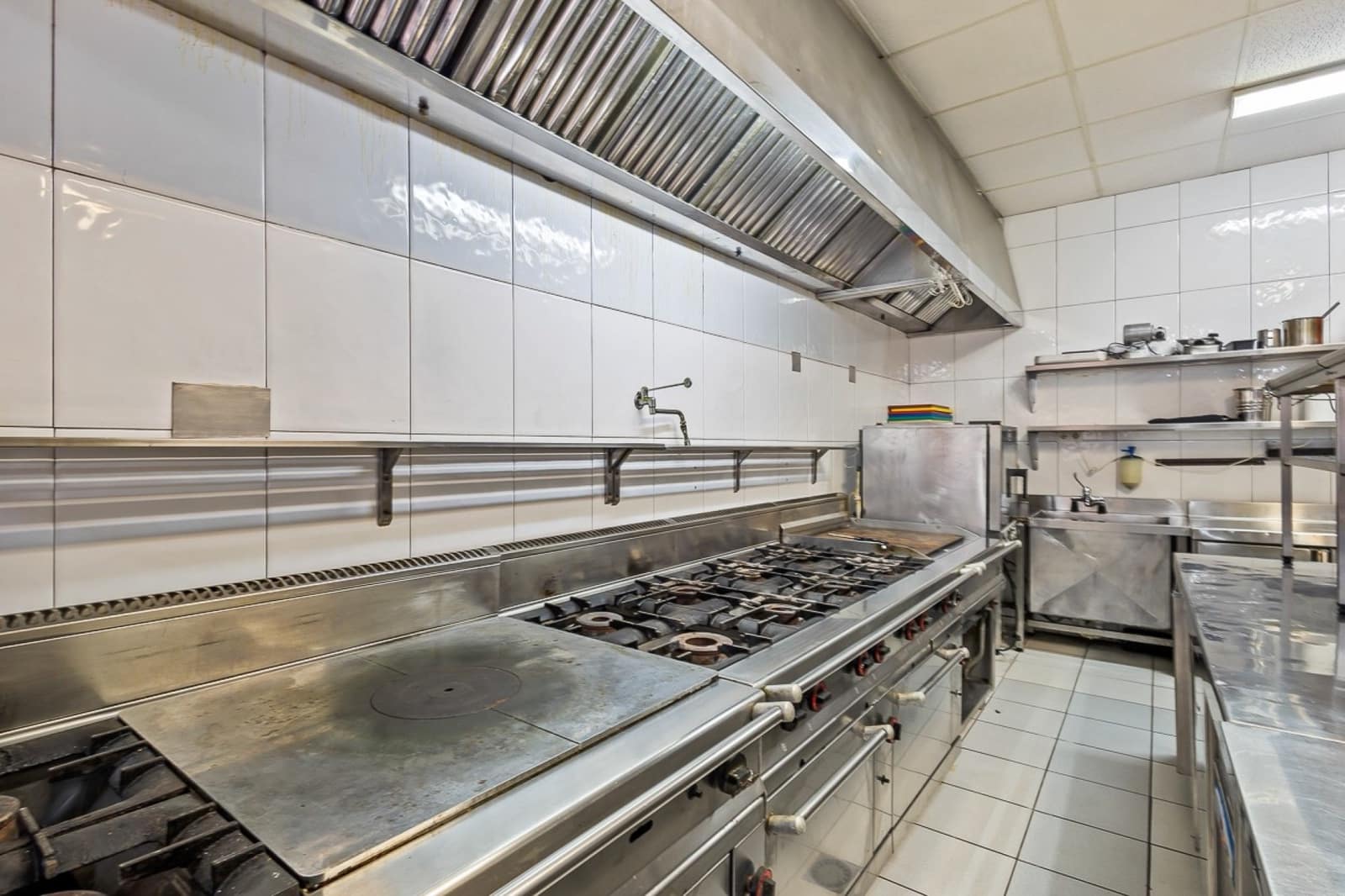 1 makuuhuone Kaupallinen myytävänä paikassa Los Dolses - 269 000 € (Ref: 9854233)