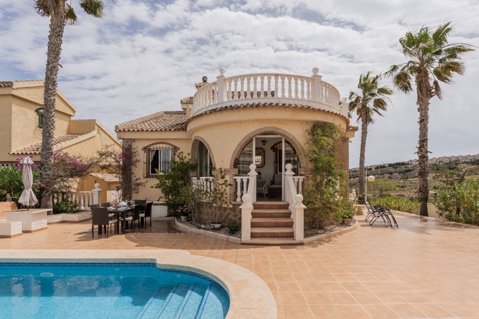 3 camera da letto Villa in vendita in Gran Alacant con piscina garage - 525.000 € (Rif: 9854236)