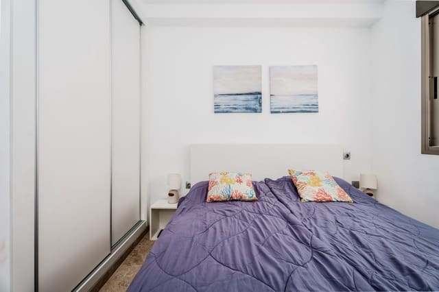 Ático de 2 habitaciones en Torre de la Horadada, Pilar de la Horadada en venta con piscina garaje - 229.000 € (Ref: 9854240)