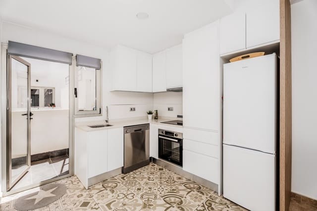 Ático de 2 habitaciones en Torre de la Horadada, Pilar de la Horadada en venta con piscina garaje - 229.000 € (Ref: 9854240)