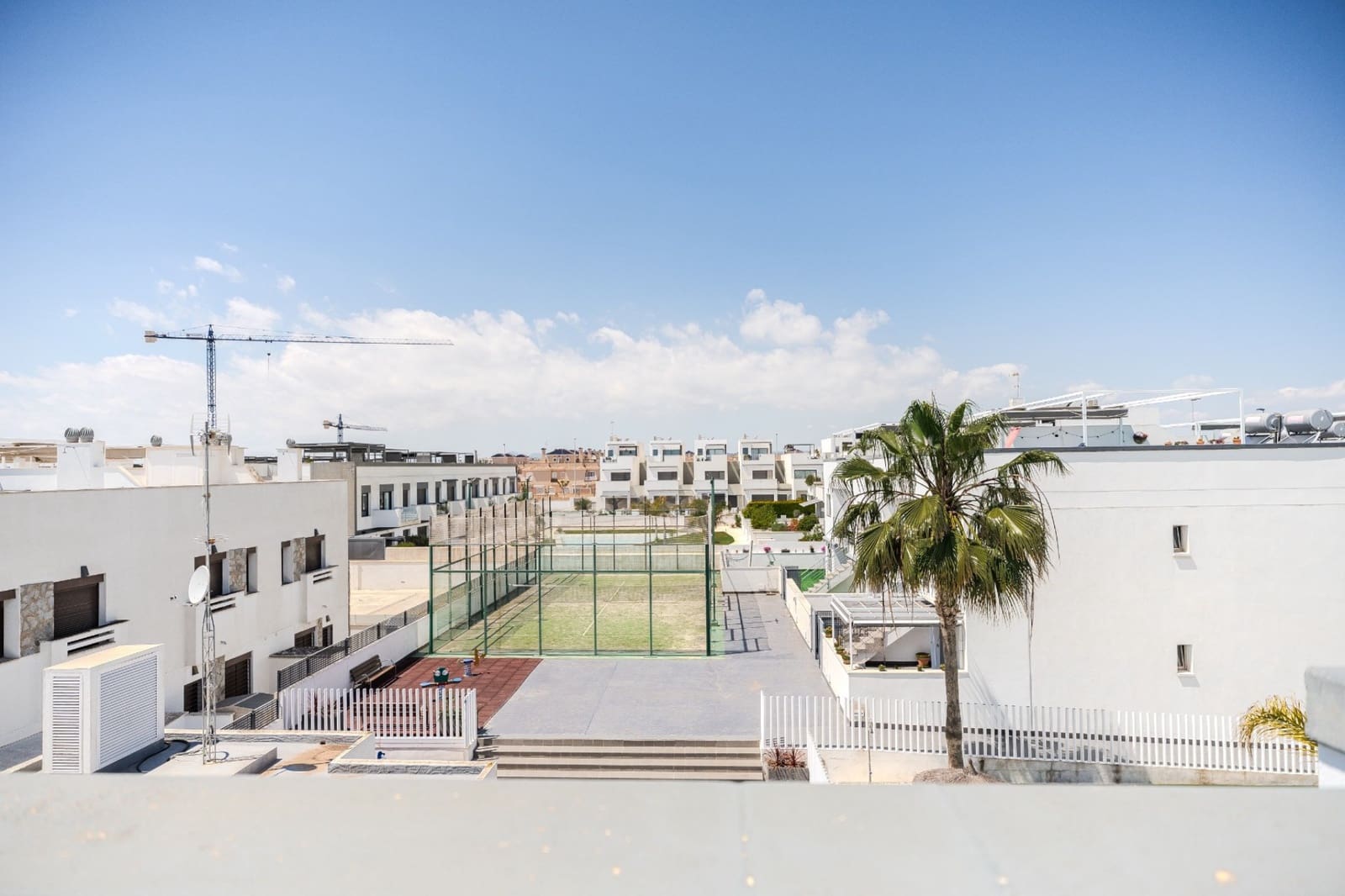 Ático de 2 habitaciones en Torre de la Horadada en venta con piscina garaje - 229.000 € (Ref: 9854240)