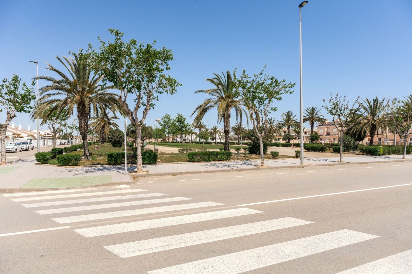 Ático de 2 habitaciones en Torre de la Horadada en venta con piscina garaje - 229.000 € (Ref: 9854240)