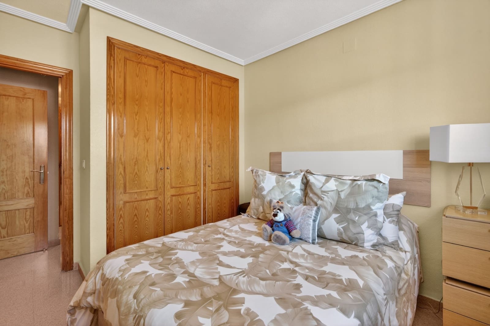 3 slaapkamer Flat te koop in Alicante stad met zwembad - € 335.000 (Ref: 9869617)