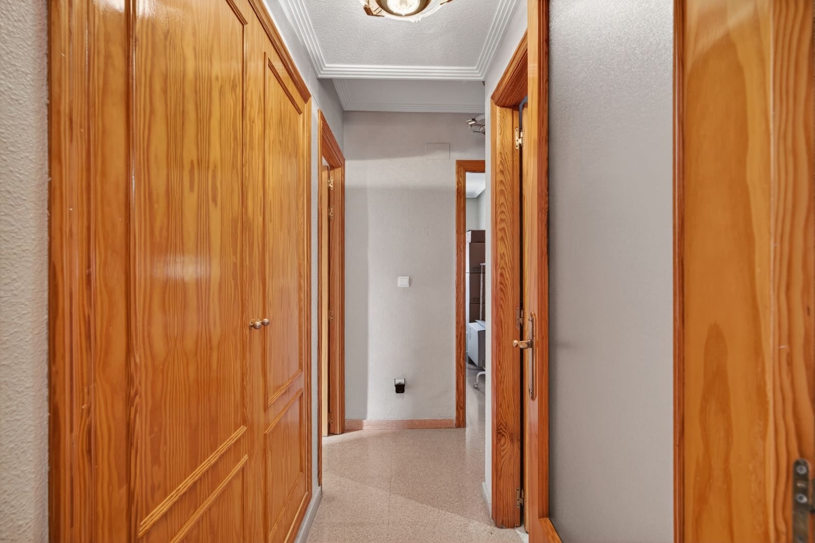 3 slaapkamer Flat te koop in Alicante stad met zwembad - € 335.000 (Ref: 9869617)