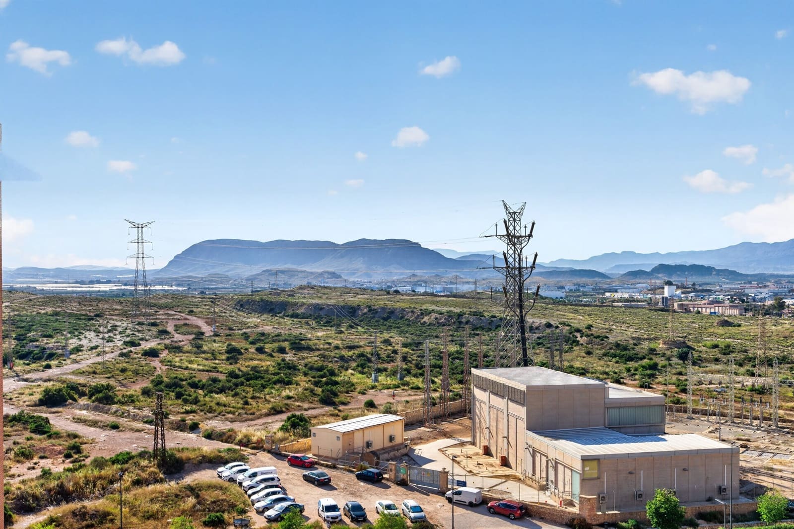 3 slaapkamer Flat te koop in Alicante stad met zwembad - € 335.000 (Ref: 9869617)