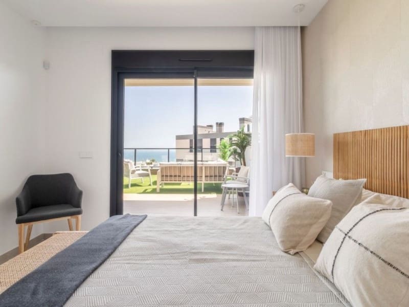 3 slaapkamer Flat te koop in Gran Alacant met zwembad garage - € 405.000 (Ref: 9874585)