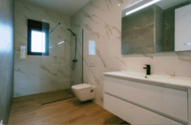 3 chambre Villa/Maison à vendre à La Romana avec piscine garage - 340 000 € (Ref: 9874751)