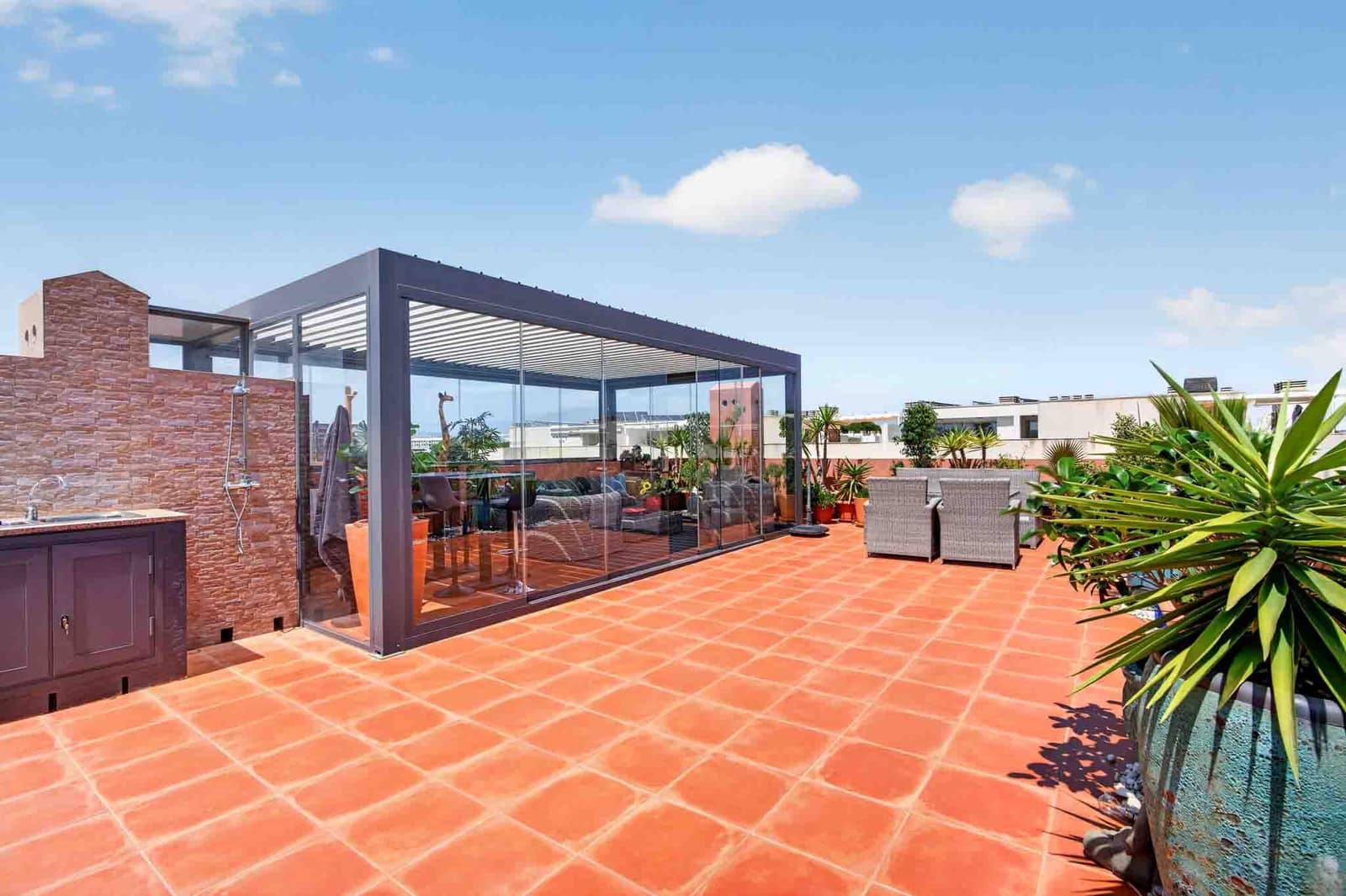 Ático de 3 habitaciones en Alicante / Alacant ciudad en venta con piscina garaje - 549.000 € (Ref: 9880313)