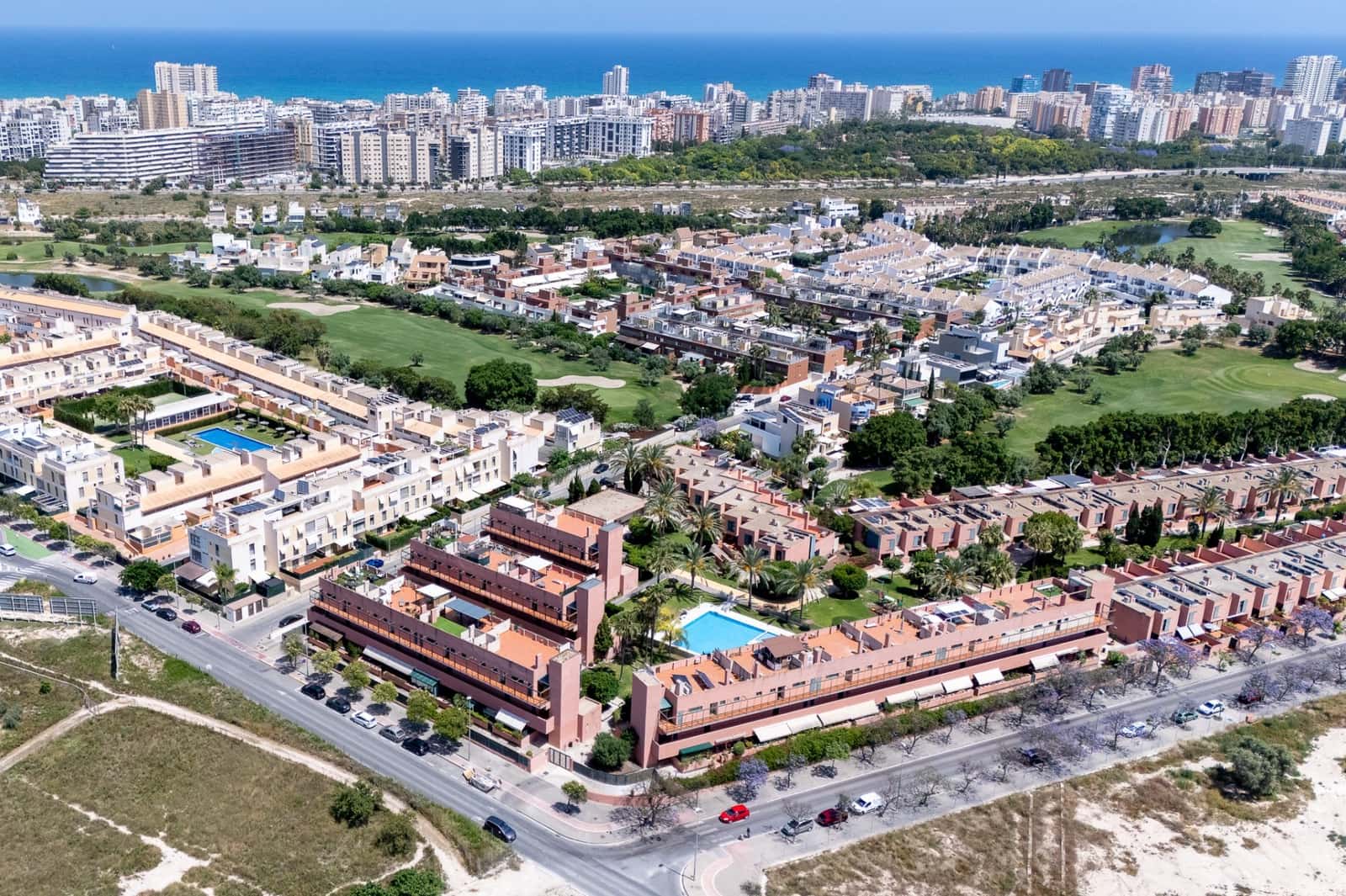 Ático de 3 habitaciones en Alicante / Alacant ciudad en venta con piscina garaje - 549.000 € (Ref: 9880313)