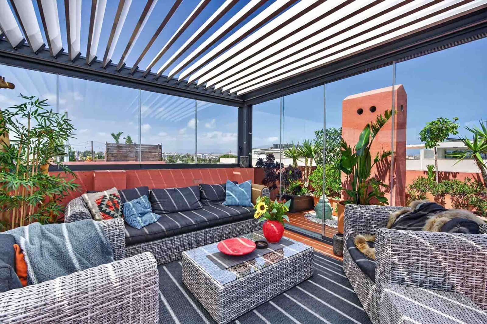 Ático de 3 habitaciones en Alicante / Alacant ciudad en venta con piscina garaje - 549.000 € (Ref: 9880313)