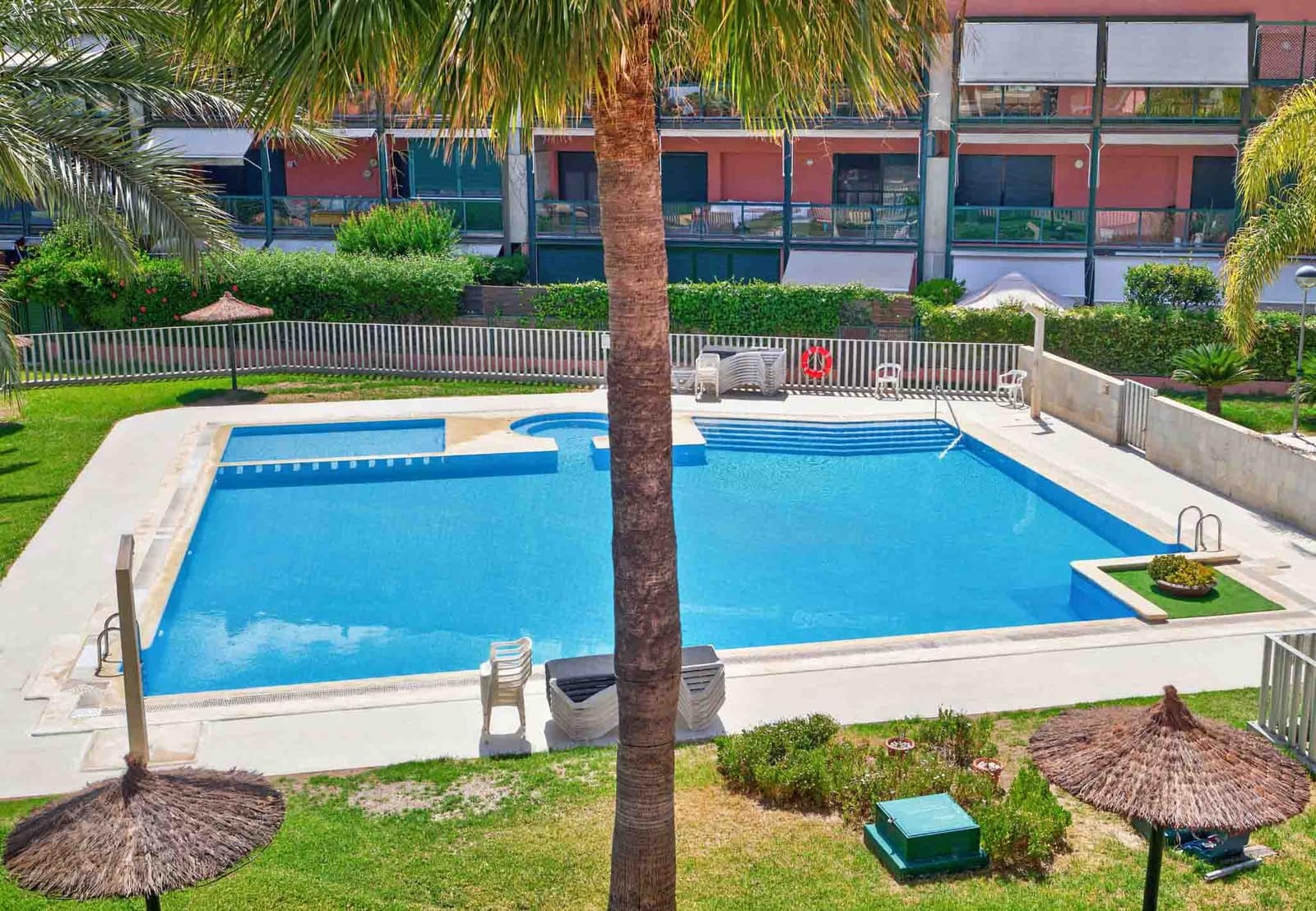 Ático de 3 habitaciones en Alicante / Alacant ciudad en venta con piscina garaje - 549.000 € (Ref: 9880313)