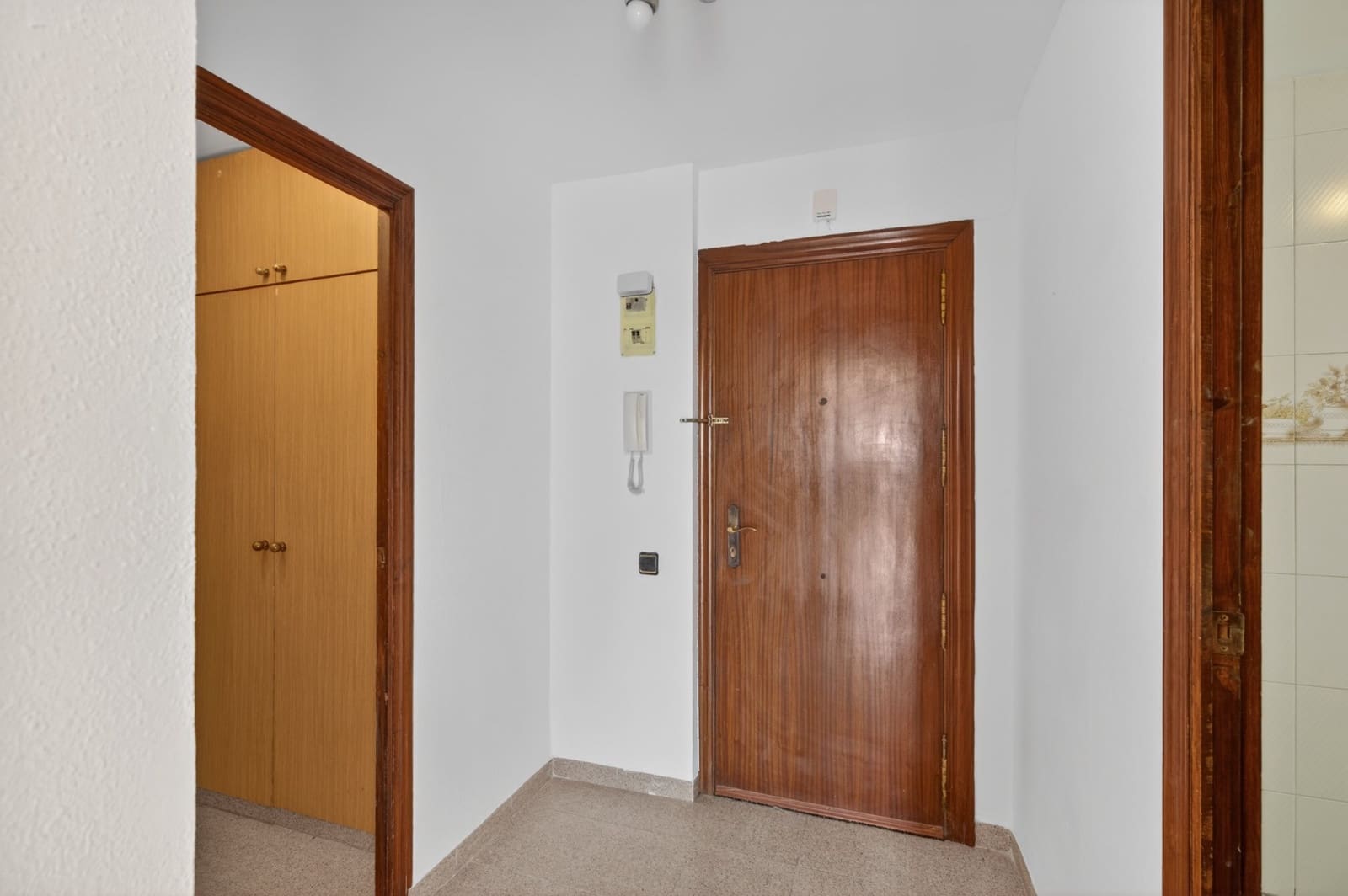 3 Zimmer Wohnung zu verkaufen in Alicante / Alacant Stadt mit Pool - 229.000 € (Ref: 9891236)