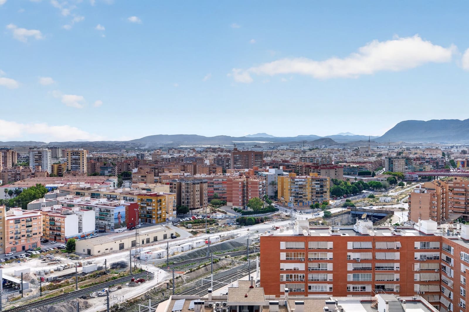 3 Zimmer Wohnung zu verkaufen in Alicante / Alacant Stadt mit Pool - 229.000 € (Ref: 9891236)