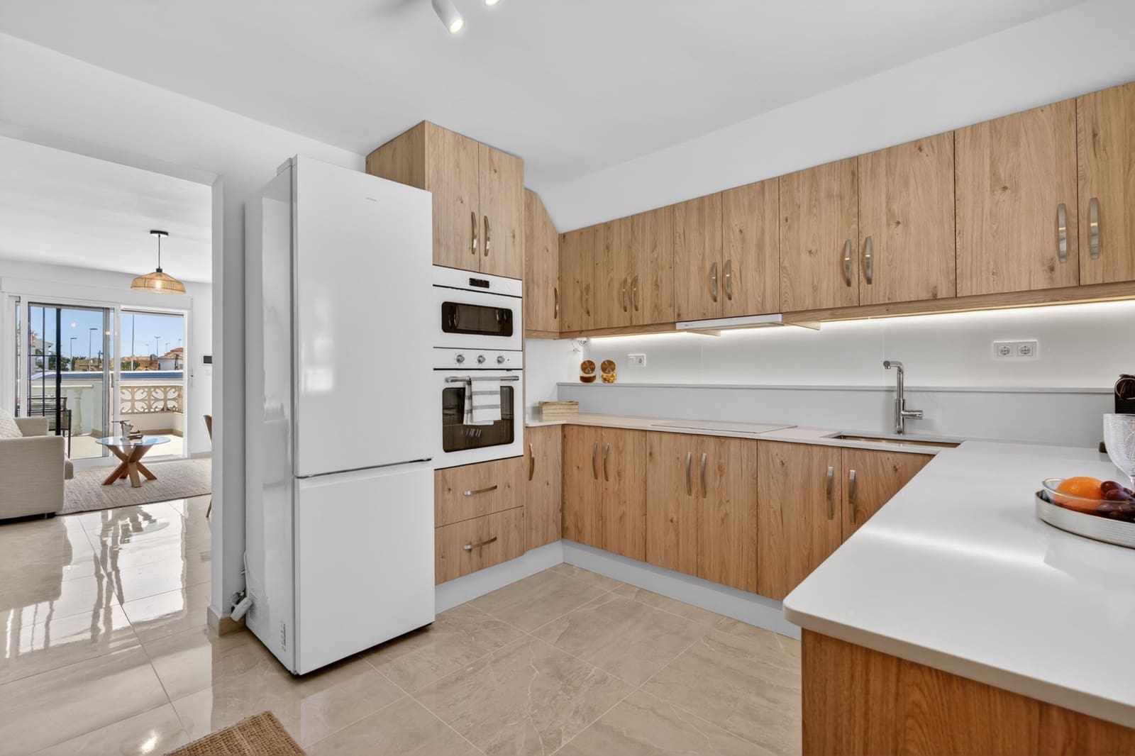 3 soveværelse Villa til salg i Torrevieja med swimmingpool garage - € 529.000 (Ref: 9926313)