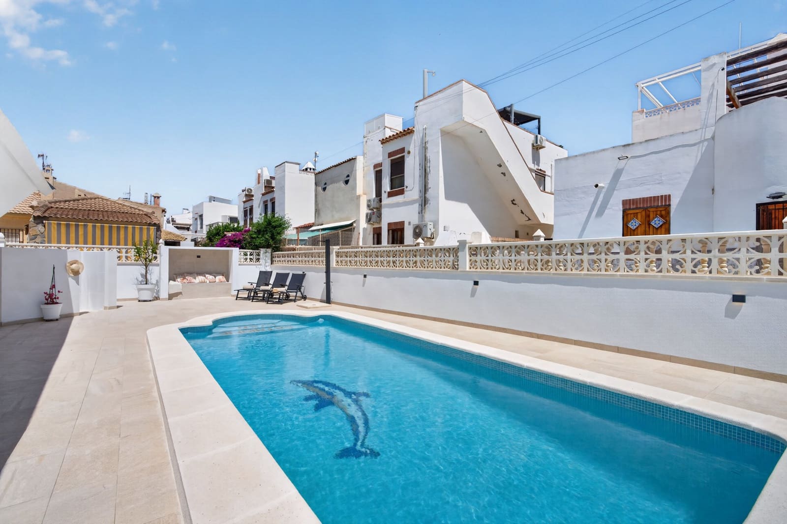 3 soveværelse Villa til salg i Torrevieja med swimmingpool garage - € 529.000 (Ref: 9926313)