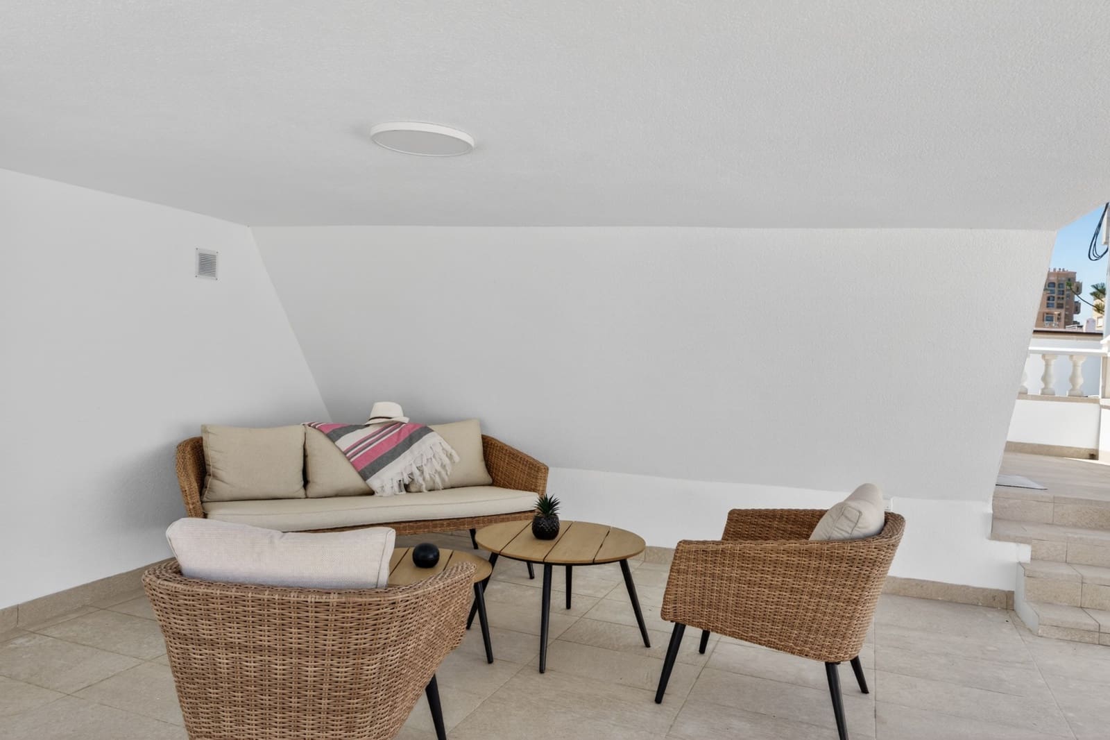 3 soveværelse Villa til salg i Torrevieja med swimmingpool garage - € 529.000 (Ref: 9926313)