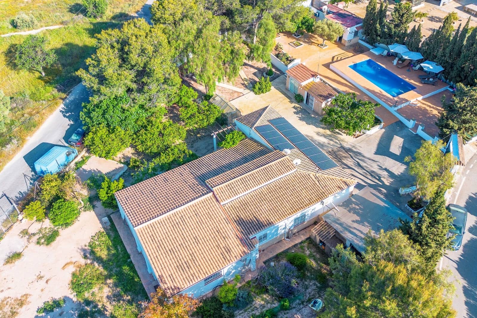 4 bedroom Villa for sale in San Vicente / Sant Vicent del Raspeig with pool - € 469,000 (Ref: 9926314)