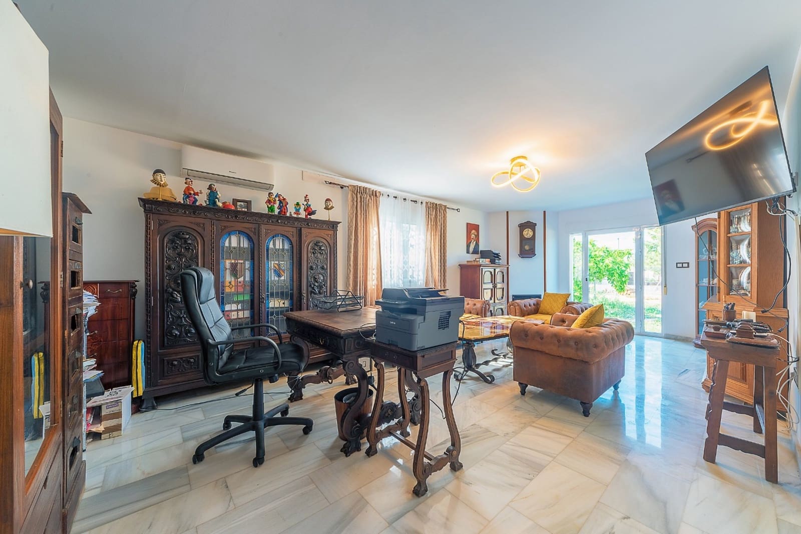 4 bedroom Villa for sale in San Vicente / Sant Vicent del Raspeig with pool - € 469,000 (Ref: 9926314)
