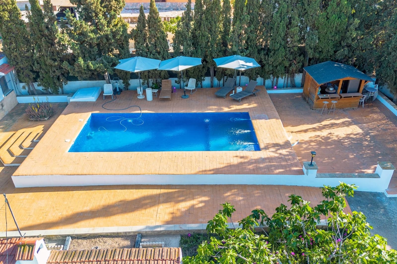 4 bedroom Villa for sale in San Vicente / Sant Vicent del Raspeig with pool - € 469,000 (Ref: 9926314)