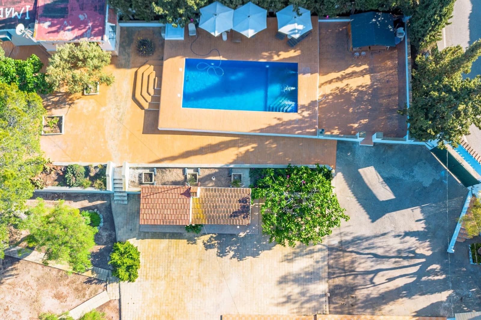 4 bedroom Villa for sale in San Vicente / Sant Vicent del Raspeig with pool - € 469,000 (Ref: 9926314)