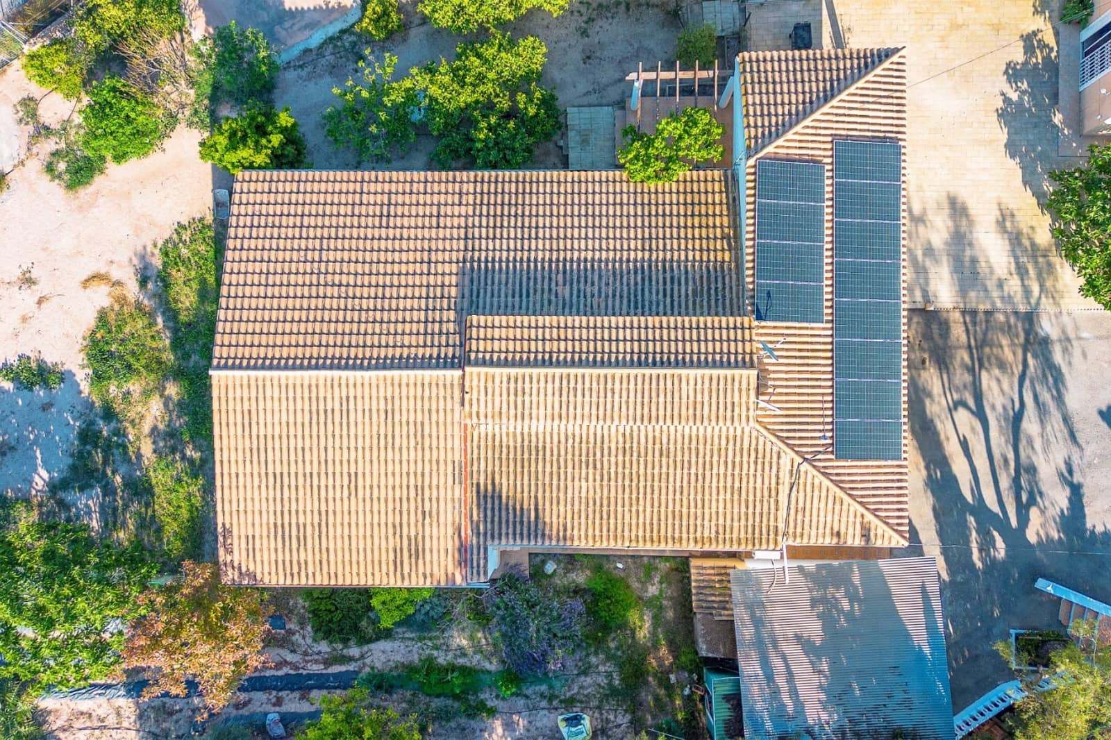 4 bedroom Villa for sale in San Vicente / Sant Vicent del Raspeig with pool - € 469,000 (Ref: 9926314)