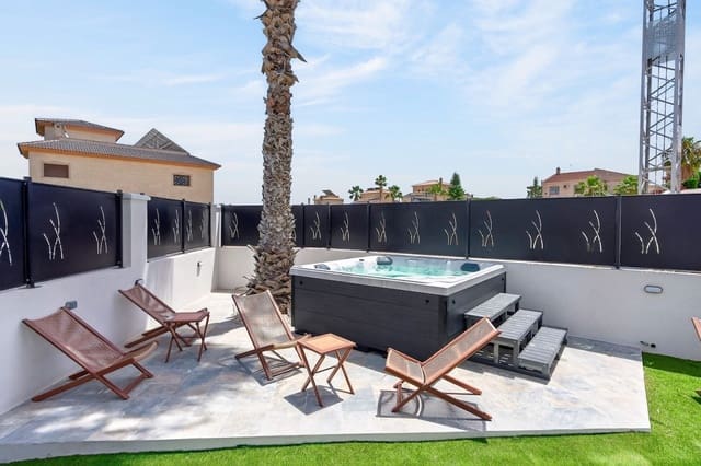 4 Zimmer Villa zu verkaufen in Villamartin, Orihuela mit Garage - 479.900 € (Ref: 9926315)