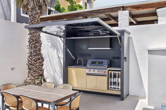 4 Zimmer Villa zu verkaufen in Villamartin, Orihuela mit Garage - 479.900 € (Ref: 9926315)