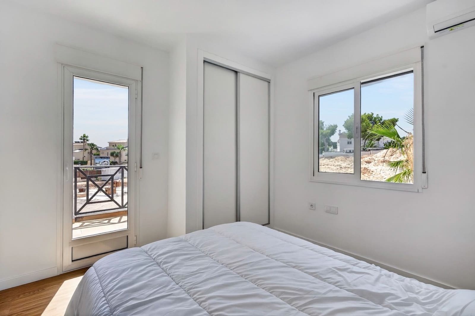 4 Zimmer Villa zu verkaufen in Villamartin mit Garage - 479.900 € (Ref: 9926315)