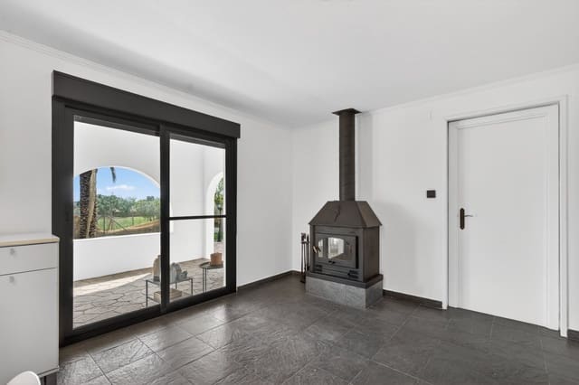 3 makuuhuone Huvila vuokrattavana paikassa Valverde, Elche / Elx - 1 450 € (Ref: 9936870)