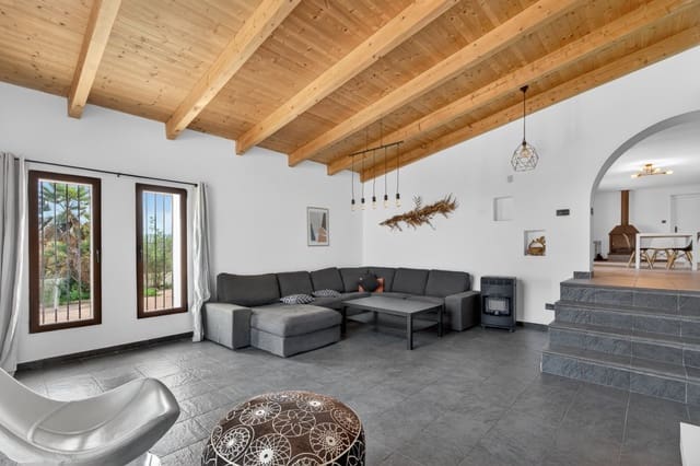 3 makuuhuone Huvila vuokrattavana paikassa Valverde, Elche / Elx - 1 450 € (Ref: 9936870)