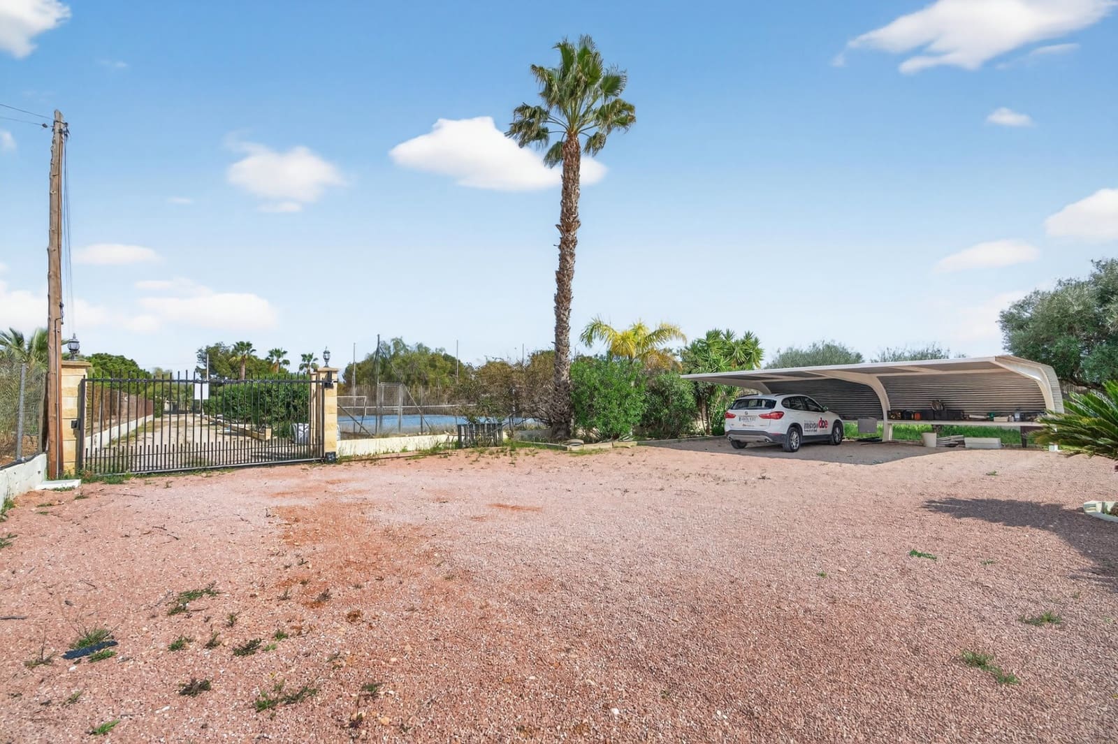 3 makuuhuone Huvila vuokrattavana paikassa Elche / Elx mukana uima-altaan 
autotalli - 1 450 € (Ref: 9936870)