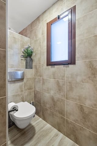 4 soverom Villa til salgs i Santa Pola med svømmebasseng garasje - € 799 000 (Ref: 9948692)