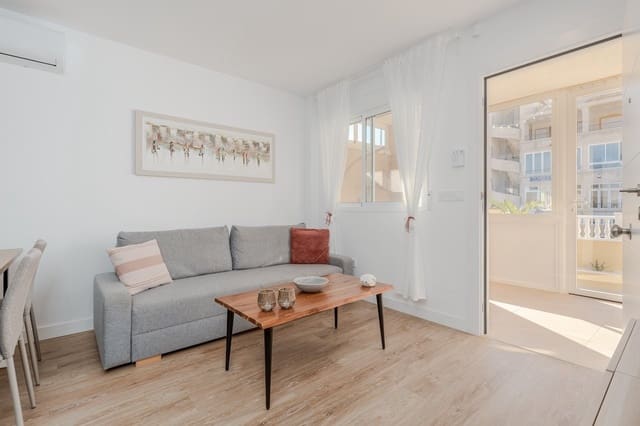 2 makuuhuone Huvila myytävänä paikassa Los Balcones - Los Altos, Orihuela mukana uima-altaan 
autotalli - 199 000 € (Ref: 9956632)