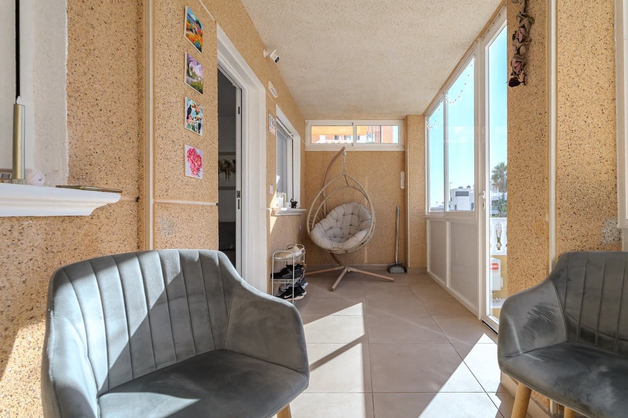 2 makuuhuone Huvila myytävänä paikassa Orihuela Costa mukana uima-altaan 
autotalli - 199 000 € (Ref: 9956632)