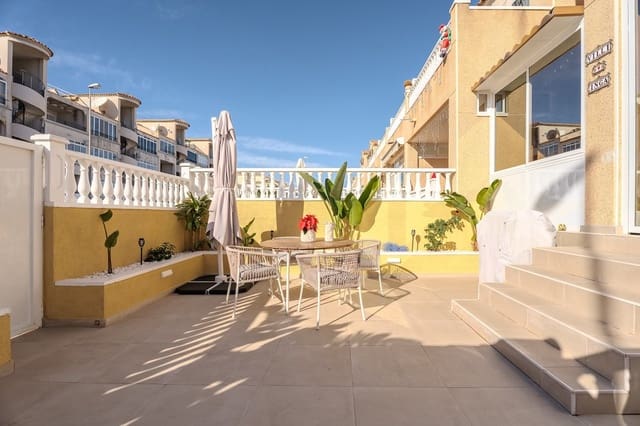 2 makuuhuone Huvila myytävänä paikassa Los Balcones - Los Altos, Orihuela mukana uima-altaan 
autotalli - 199 000 € (Ref: 9956632)